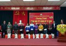 PHƯỜNG BA ĐÌNH TẶNG QUÀ CHO HỘ NGHÈO, HỘ CÓ HOÀN CẢNH KHÓ KHĂN NHÂN DỊP TẾT NGUYÊN ĐÁN ẤT TỴ NĂM 2025